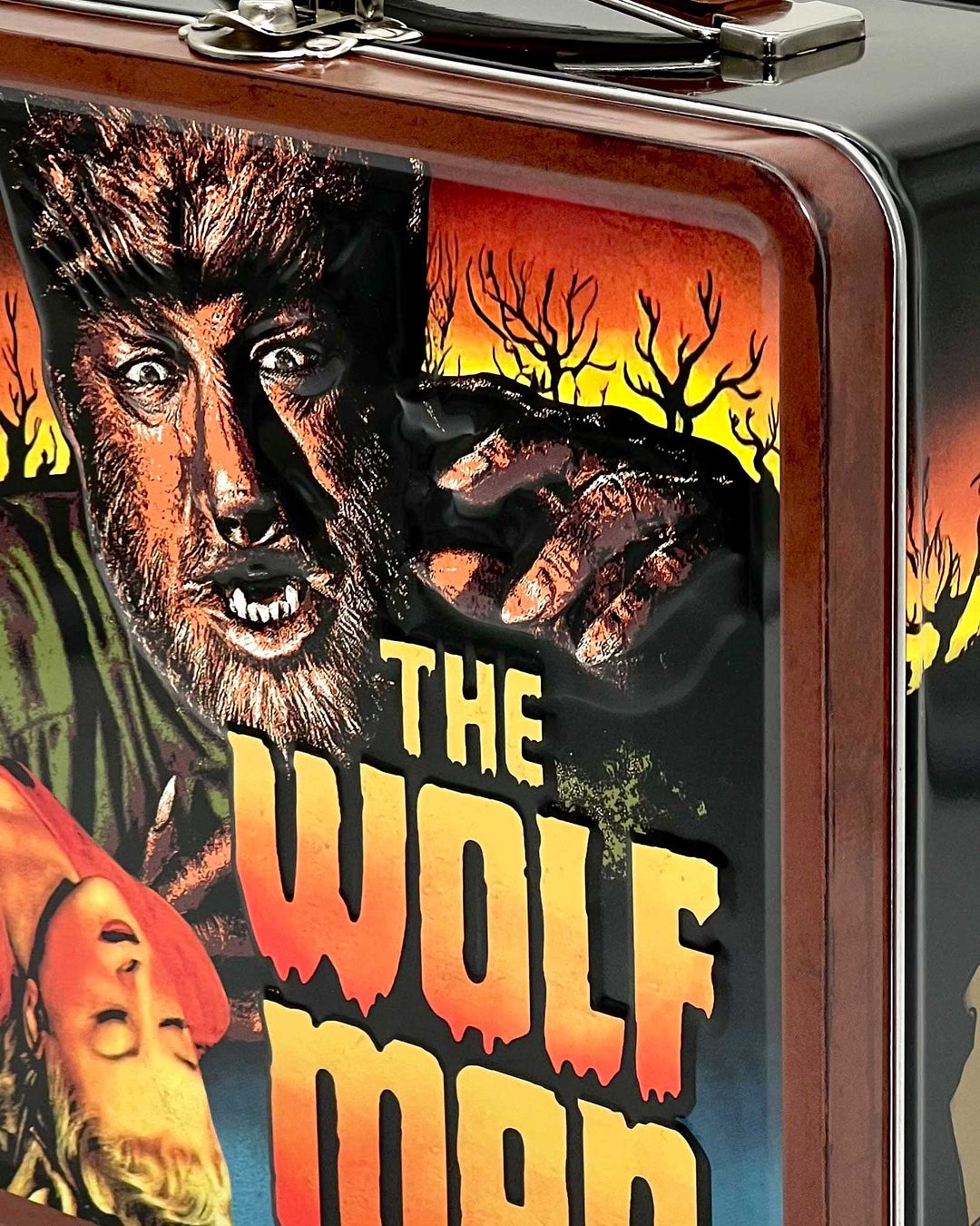 LON CHANEY JR AS THE WOLF MAN - Officially Licensed Lunchbox